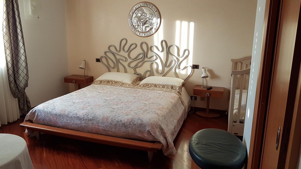 Rosej Bed & Breakfast Путиняно Екстериор снимка